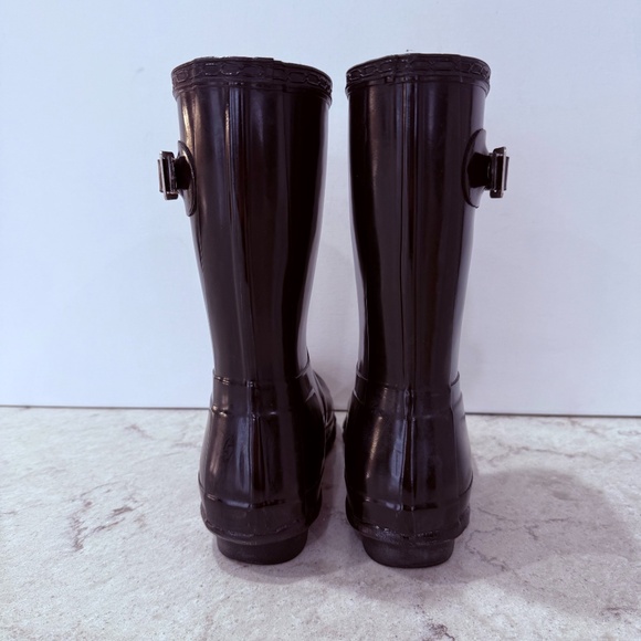 Original Hunter Boots. Black Gloss Short Rubber Rain Boots. Women's Size 6 - Picture 9 of 11